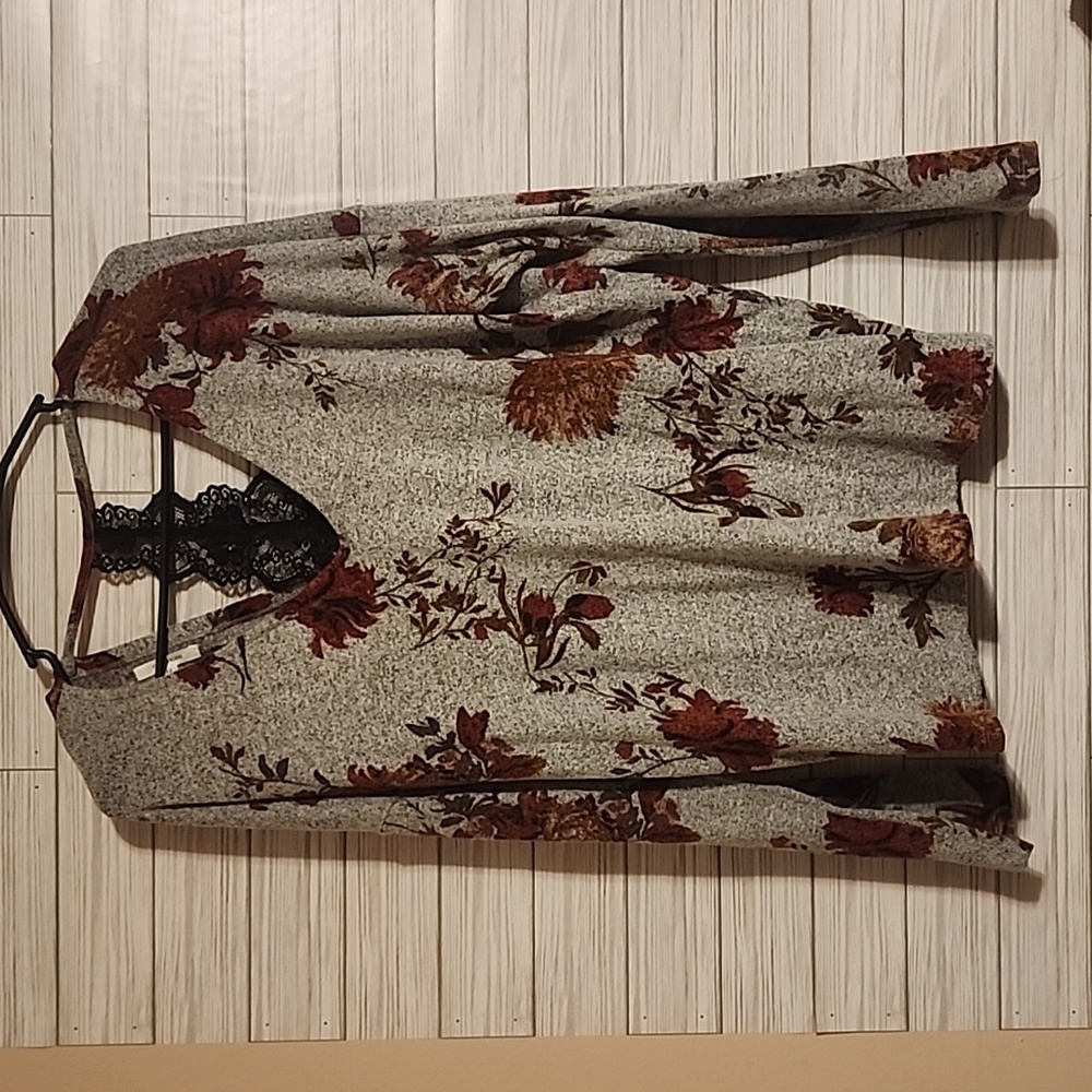 Maurices floral blouse long sleeve